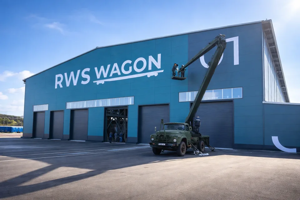 Монтаж самой крупной вывески в СКО